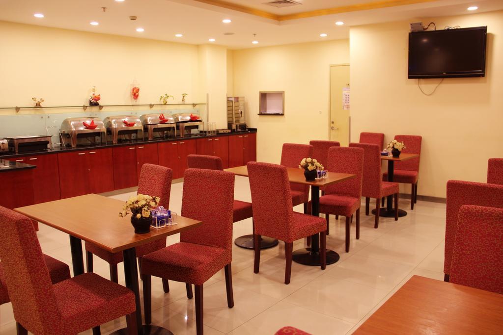 Hanting Express Qingdao Yanan Third Road Exterior photo